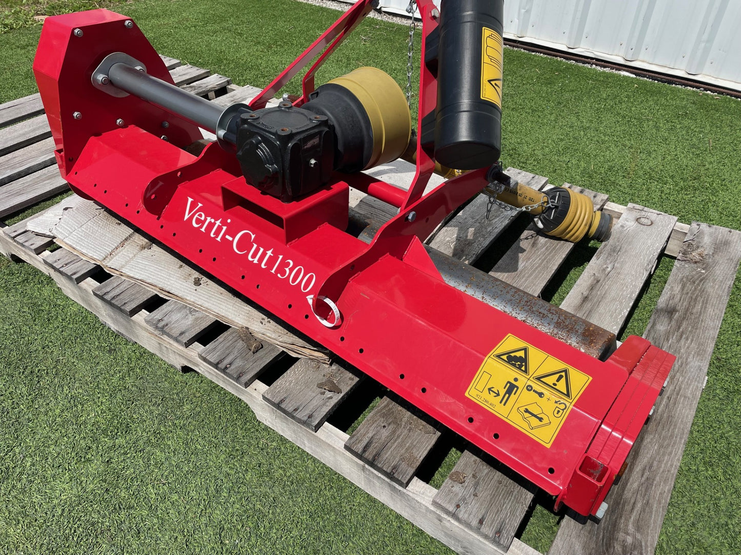 Verti-Cut 1300 Tow-Behind Aerator