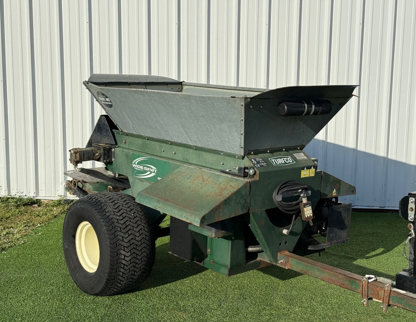 Widespin 1530 Top Dresser