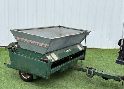 Mete-R-Matic F12D Top Dresser