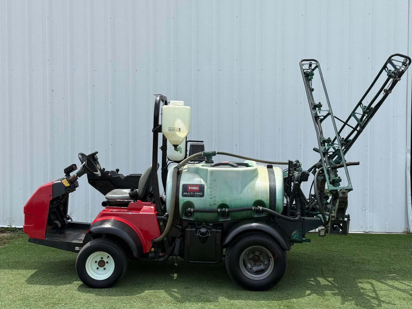 Multi Pro 1750 2WD Gas