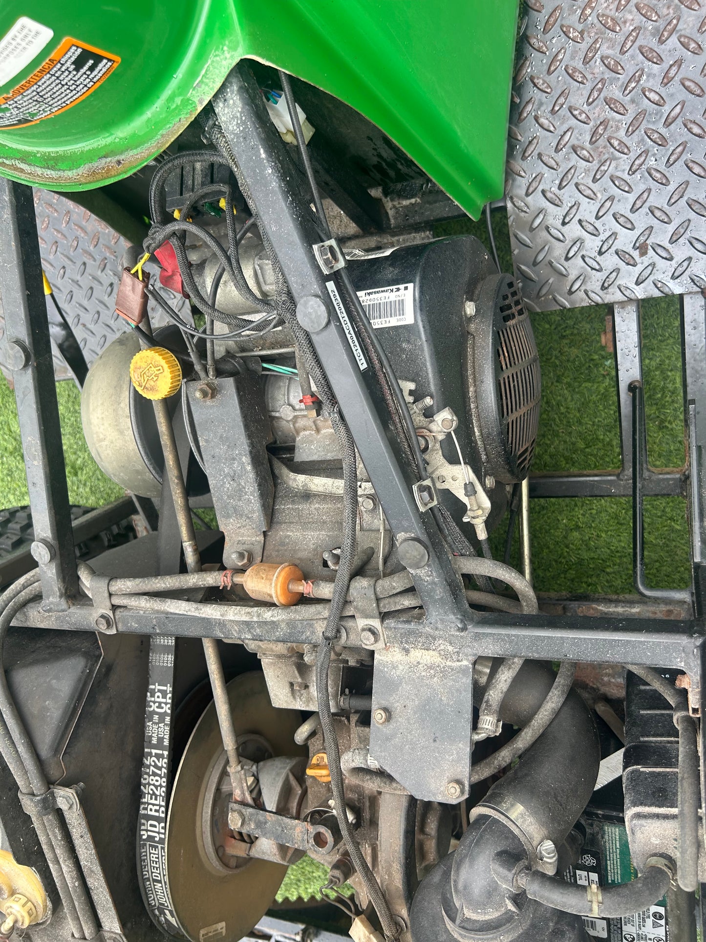 JOHN DEERE 1200A BUNKER & FIELD RAKE W/REAR RAKE LIFT