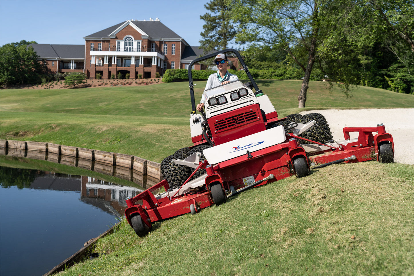 MJ840 Contour Deck Mower