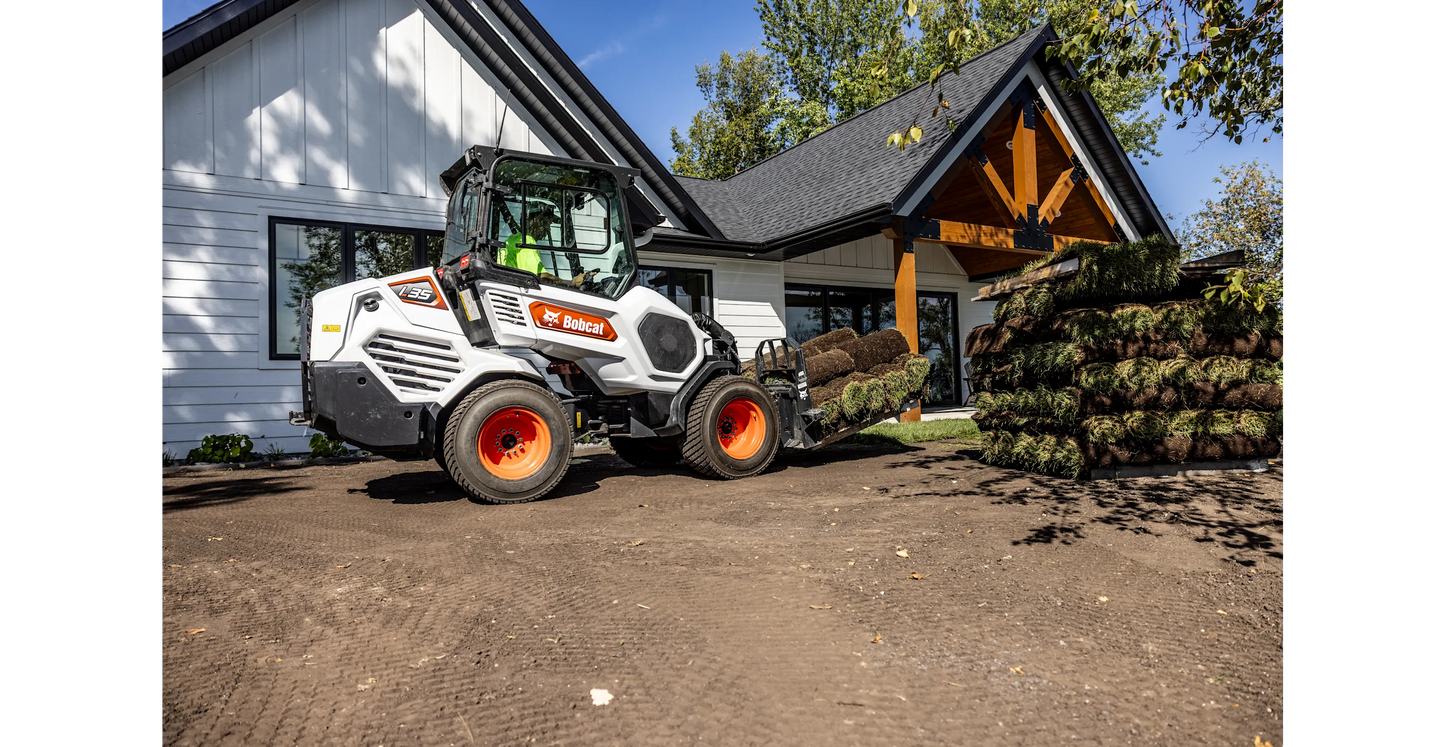L35 Small Articulated Loader